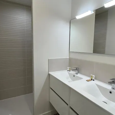 Bella, Joli Appt Renove Dans Le Bourg Apartment Ouistreham Exterior photo